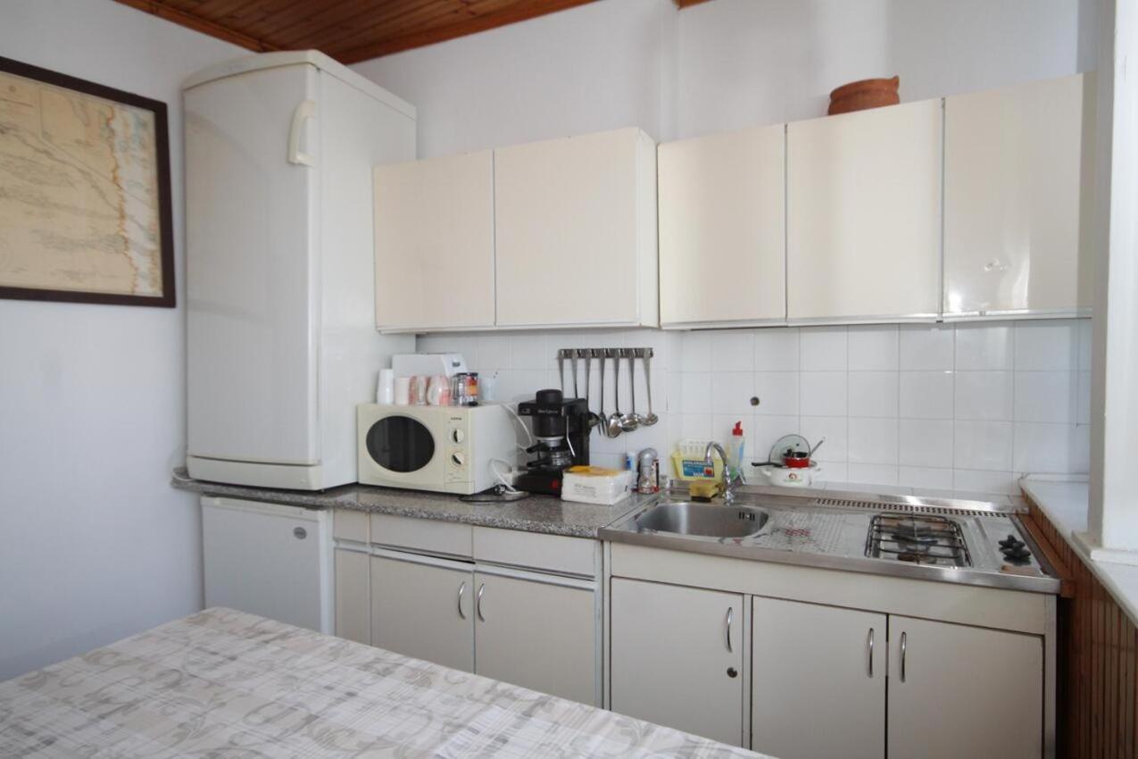 Apartments And Rooms By The Sea Komiza, Vis - 2431 Ngoại thất bức ảnh