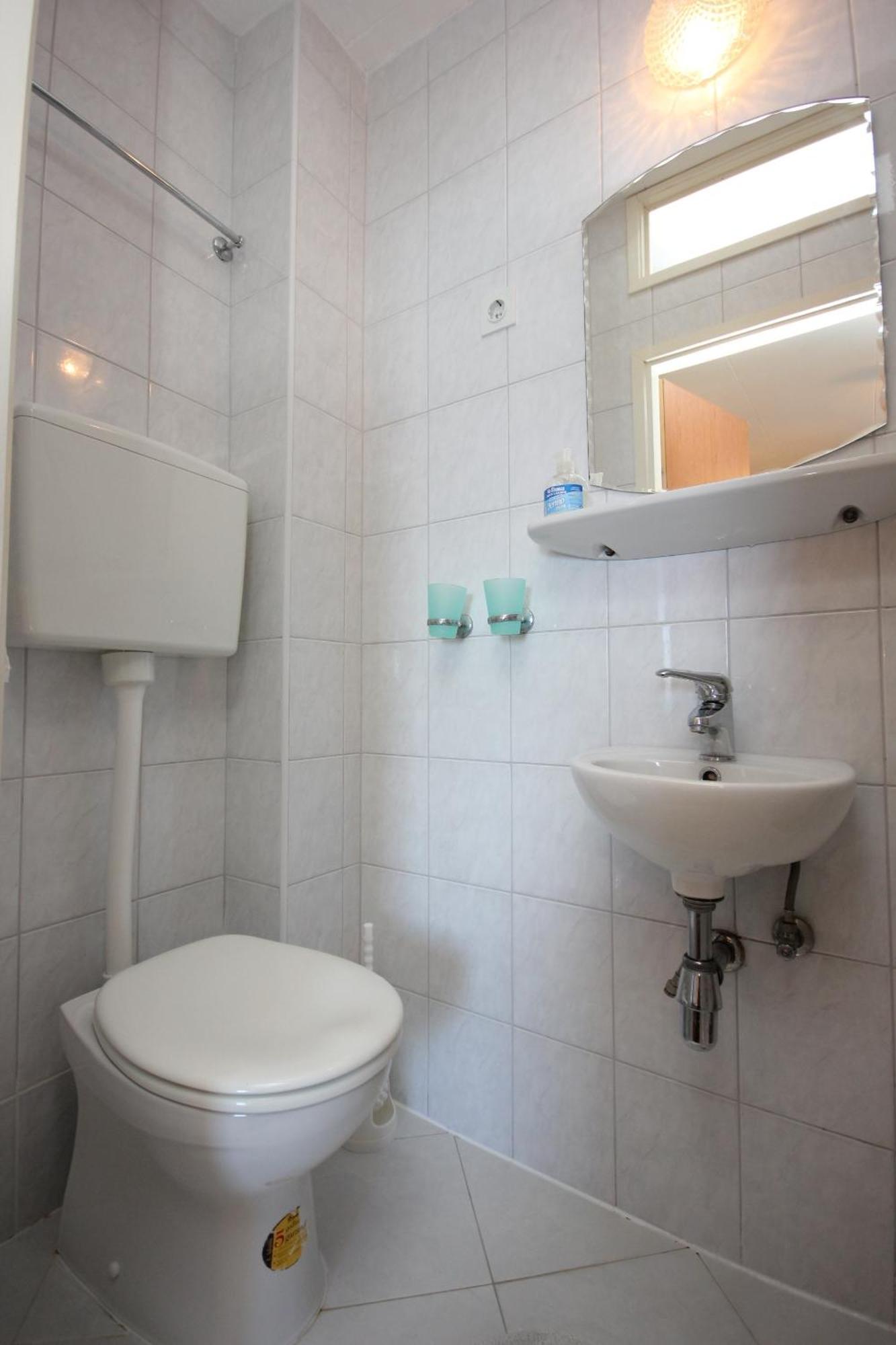 Apartments And Rooms By The Sea Komiza, Vis - 2431 Phòng bức ảnh